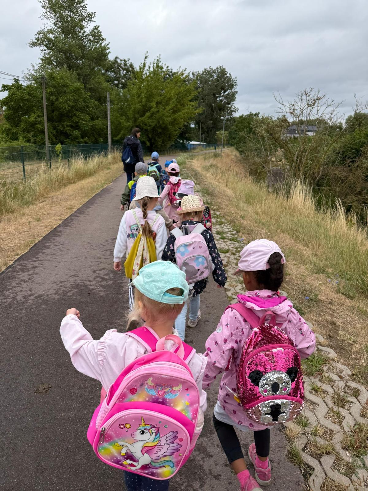 45b68d17-e8dc-4df9-b1a2-393fe6a1f48b 45b68d17 e8dc 4df9 b1a2 393fe6a1f48b